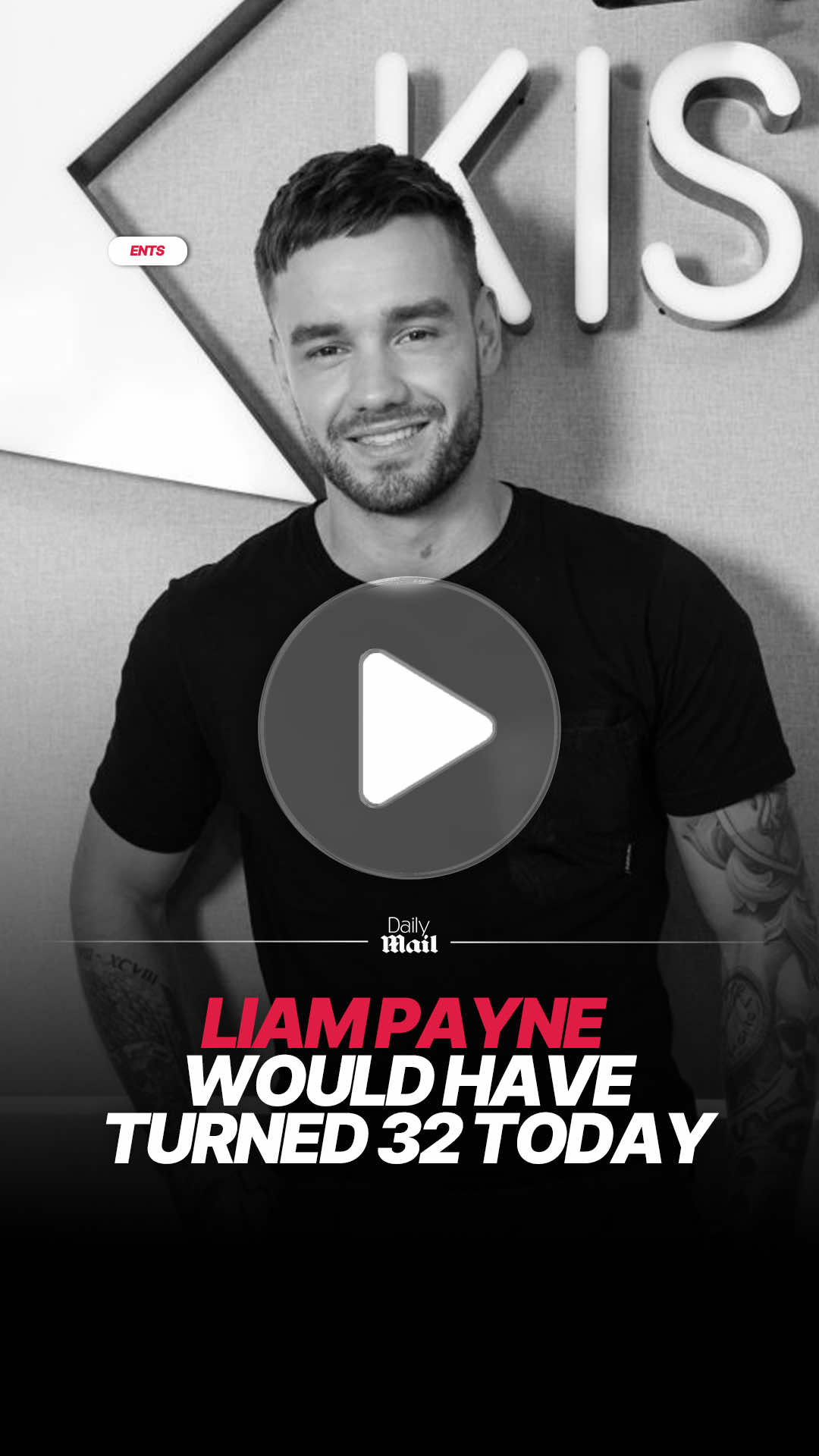 Today marks what would have been Liam Payne's 32nd birthday - his first since his tragic passing. The former One Direction star died aged 31 on October 16 last year after falling from a hotel balcony in Buenos Aires, Argentina. RIP Liam 💔 #liampayne #onedirection #rip #birthday 