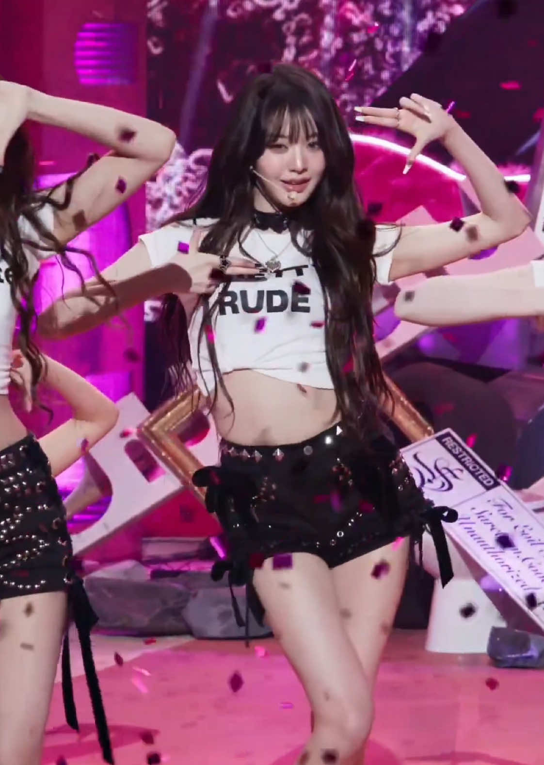 Wonyoung - XOXZ (fancam) at Music Bank #Wonyoung #JangWonyoung #IVE #장원영 #wonyoungfancam 