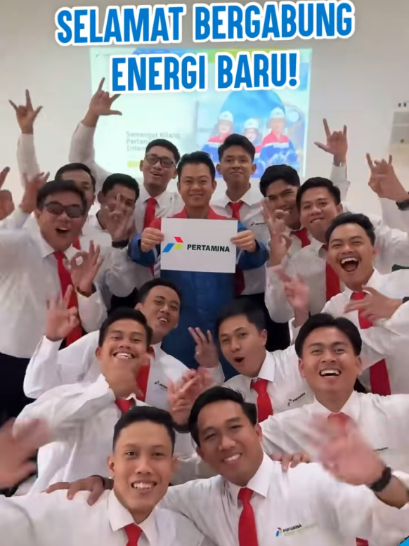 Open Rekrutmen PT Pertamina Tahun 2025 Lulusan SMA / SMK / D3-S1 Penempatan Seluruh Wilayah Indonesia  Gaji 8-30jt/Bulan Posisi: Management Trainee (MT), Engineer, Corporate Secretary, Financial Analyst, Human Resources (HR), Marketing dan Sales, serta Legal Officer INFO dan Cara Pendaftaran Klik Link di Bio 👉👉👉  #fypdong #pertamina #infoloker #kerja #berandatiktok 