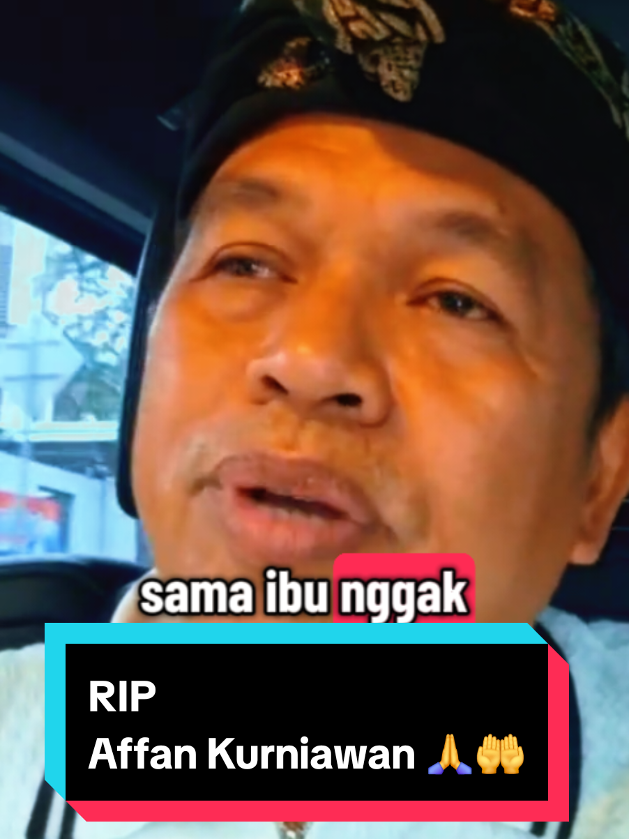 Kang dedi mulyadi  Telp. Keluarga Almarhum Affan Kurniawan, Ojol yg men1ngg47 dilind4s Mobil Taktis Brimob, Ikut Berbelasungkawa, semoga almarhum husnul qotimah. sc. : dedimulyadiofficial tiktok #dedimulyadi #kangdedimulyadi #affankurniawan #ojol #meninggal 