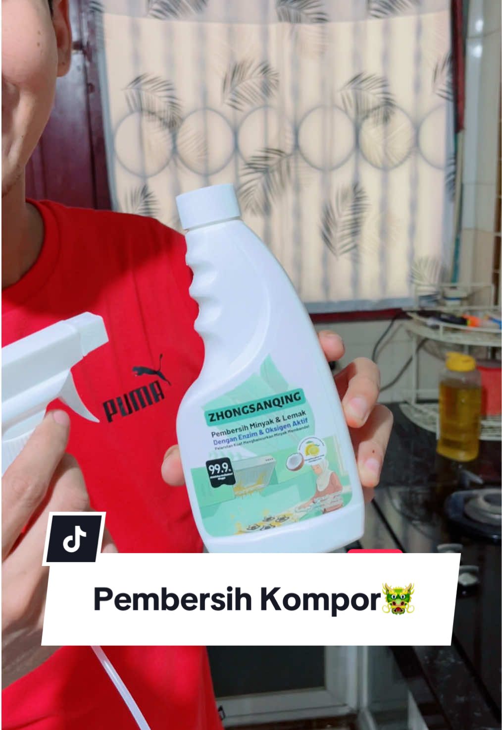 Kompor dapur uda lama gak di bersihkan? Pake ini bun. Tunggu 10menit, kerak lepas semua.👍🏻 #zhongsanqing #pembersihkompor #pembersihdapur #promoguncang99 #gajiansale 
