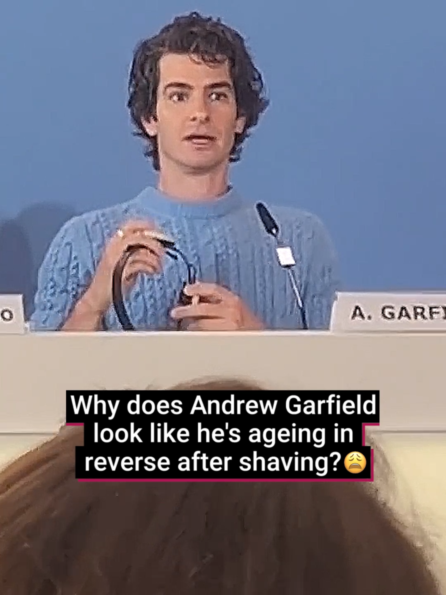 Oh HELLO 👀 Andrew Garfield has freshly shaved for Venice Film Festival and it's giving ageing in reverse 😩 Andrew will be attending the film festival to promote his new Luca Guadagnino-directed movie After The Hunt, which he stars in alongside Julia Roberts and Ayo Edebiro. 🎥 @tori_brazier #andrewgarfield #venicefilmfestival #spiderman #juliaroberts #celebrity #celebritynews