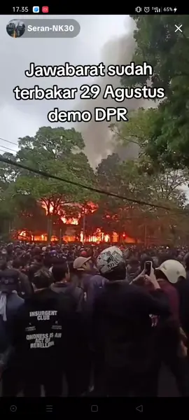 ulah dr kebijakan yang menyusahkan #demo #DPR #jawabarat 
