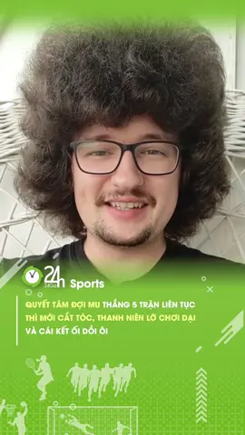 Chiếc fan Mu nghị lực #24hmedia #24hsports #thethaomoingay #sportsontiktok #football #bongda #manchesterunited