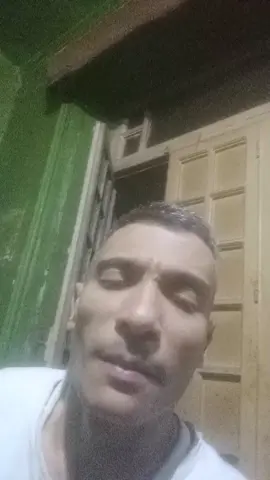 عشان انا زهقت .    .    .        .       .        .       .     #خفاجه 