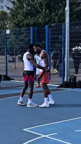 @Mr£100 “bEst dReAm” apparently🥴🤣 #basketball #streetball #mkb #fyp 