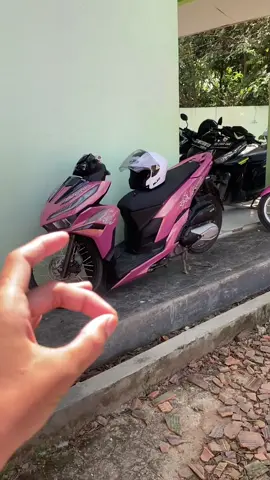 aneh jir ga pake spakbor #dimaszzz🌸 #penggunaring17 #ogahjinjitstyle🥵 #variogen2 #fyp 