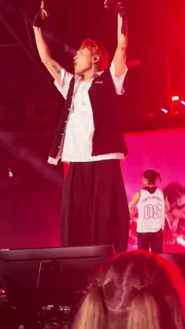 Captain doing his little dancy dance! Sorry for the yelling I was so hyped up 🤣♥️ @ATEEZ_Official #hongjoong #ateez #ateezatiny #ateezfyp #kpopfyp 