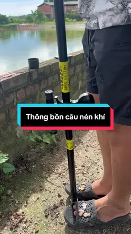 Sung thông bồn cầu nén khí #sungthongboncau #thongboncau #pcp 