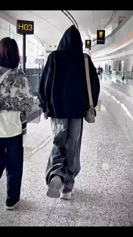 Ảnh đi Hong Kong với mama=)) #xuhuong #trandichhang #chenyiheng_陈奕恒 