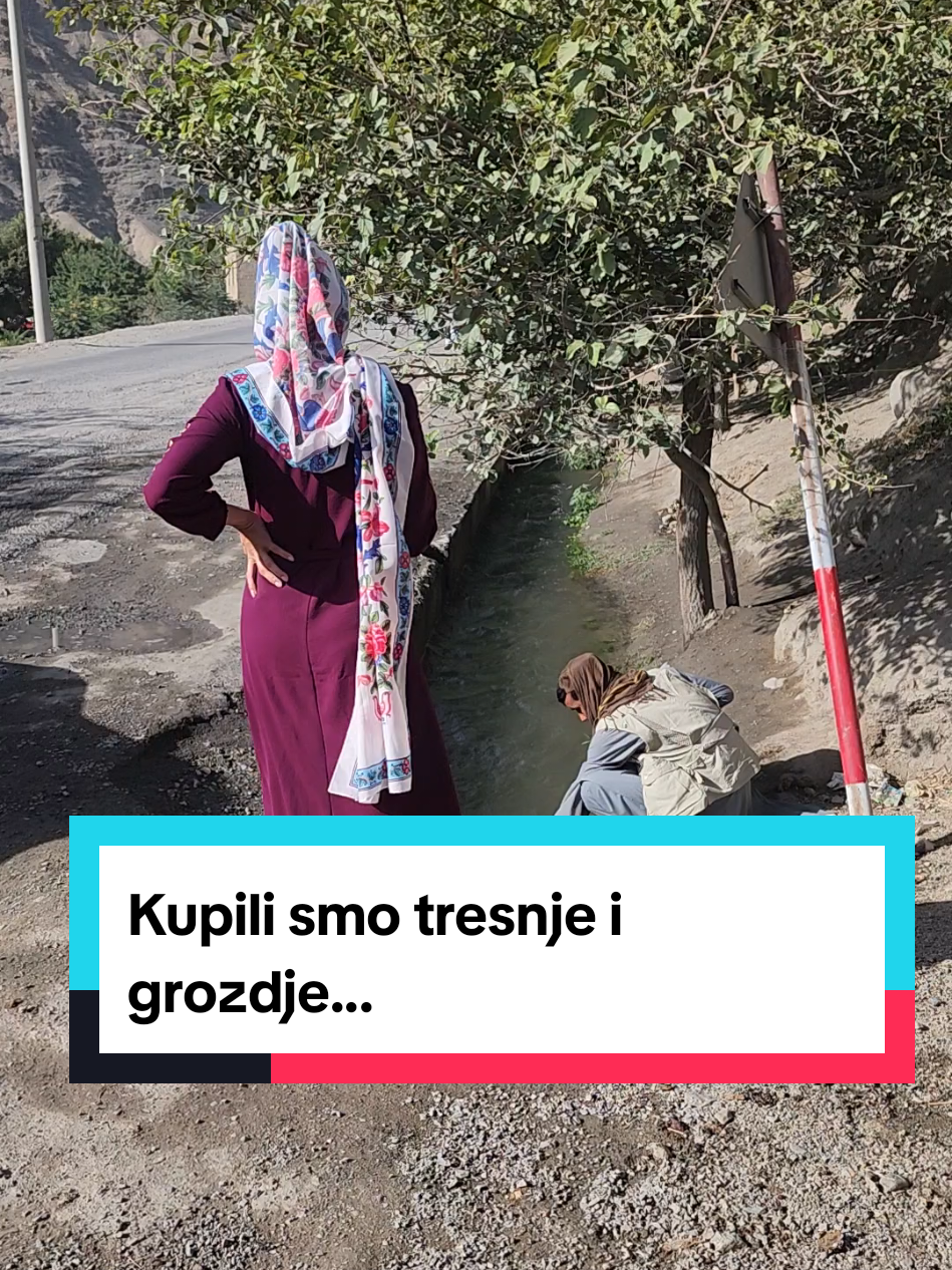 Kupili smo tresnje i grozdje 🤣🤣 #afghanistan #afghan #afghani #afghanistan🇦🇫 #afghanistan🖤❤️💚 