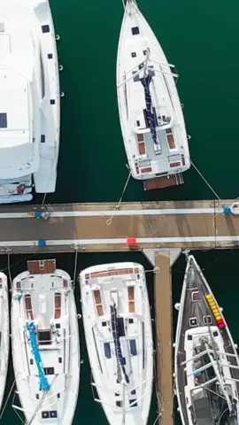 Got questions about marine service? We've got answers! At Zahori Marine Service, we work on everything from yachts to commercial vessels. And yes, our expert team offers mobile services throughout the Miami area to keep your boat running smoothly wherever you are. www.zahorimarineservice.com | In Miami #FAQ #MarineServices #BoatMaintenance ¿Tienes preguntas sobre servicios marinos? ¡Tenemos las respuestas! En Zahori Marine Service, trabajamos en todo tipo de embarcaciones, desde yates hasta naves comerciales. Y sí, nuestro equipo de expertos ofrece servicios móviles en toda el área de Miami para mantener tu barco funcionando sin problemas, estés donde estés. www.zahorimarineservice.com | In Miami #PreguntasFrecuentes #ServiciosMarinos #MantenimientoDeBarcos