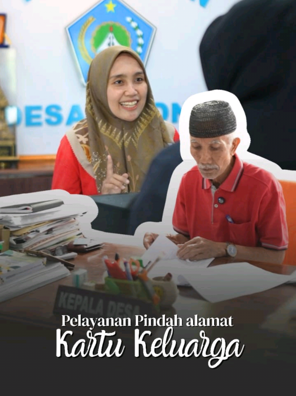 🚨 Pindah rumah = pindah alamat KK!! 🚨 Pengantin Baru = Urus KK Baru!! Supaya data kependudukan tetap valid, untuk warga Desa Mronjo segera urus di kantor pelayanan kami. 📍 Datang langsung ke Kantor Desa Mronjo 🕒 Jam pelayanan: 08:00 WIB WIB - 14:00 WIB 📍 Persyaratan Yang dibawa     - Surat Pindah dari Alamat Asal     - KK Asli yang di tuju    - Surat Nikah Asli     - Matrai 10.000,-    - No. HP dan Email Ayo update datamu sekarang,Cepat, Dekat Ora Ragat 💡 #kartukeluarga #ktp #admindukmudah #cepatdekatoraragat #ayotertibadminduk
