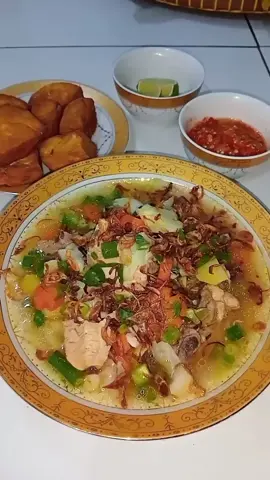 Cukup masak 5 menit udah lembut, empuk Terkecuali ayam kampung bisa 30 menitan Untuk panci presto nya aku selalu pakai dari @vicenzaofficial  Keunggulan panci presto vicenza  - Memasak lebih cepat dan menghemat waktu memasak - Nutrisi tetap terjaga - Terbuat dari material bermutu tinggi  - Kualitas terbaik - Mudah di gunakan - fleksibel untuk memenuhi kebutuhan kita Keunggulan panci presto vicenza  - Memasak lebih cepat dan menghemat waktu memasak - Nutrisi tetap terjaga - Terbuat dari material bermutu tinggi  - Kualitas terbaik - Mudah di gunakan, fleksibel untuk memenuhi kebutuhan kita Aku juga pakai cooking set, piring dan pisau set dari vicenza yang udah pasti berkualitas terbaik #prestovicenza #vicenzaadadimanamana #vicenzadarimasakemasa #sopayam 
