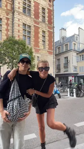 ❤️ #friendsfamily @TØNY KĪD gaspard #style #parisianstyle #twins 