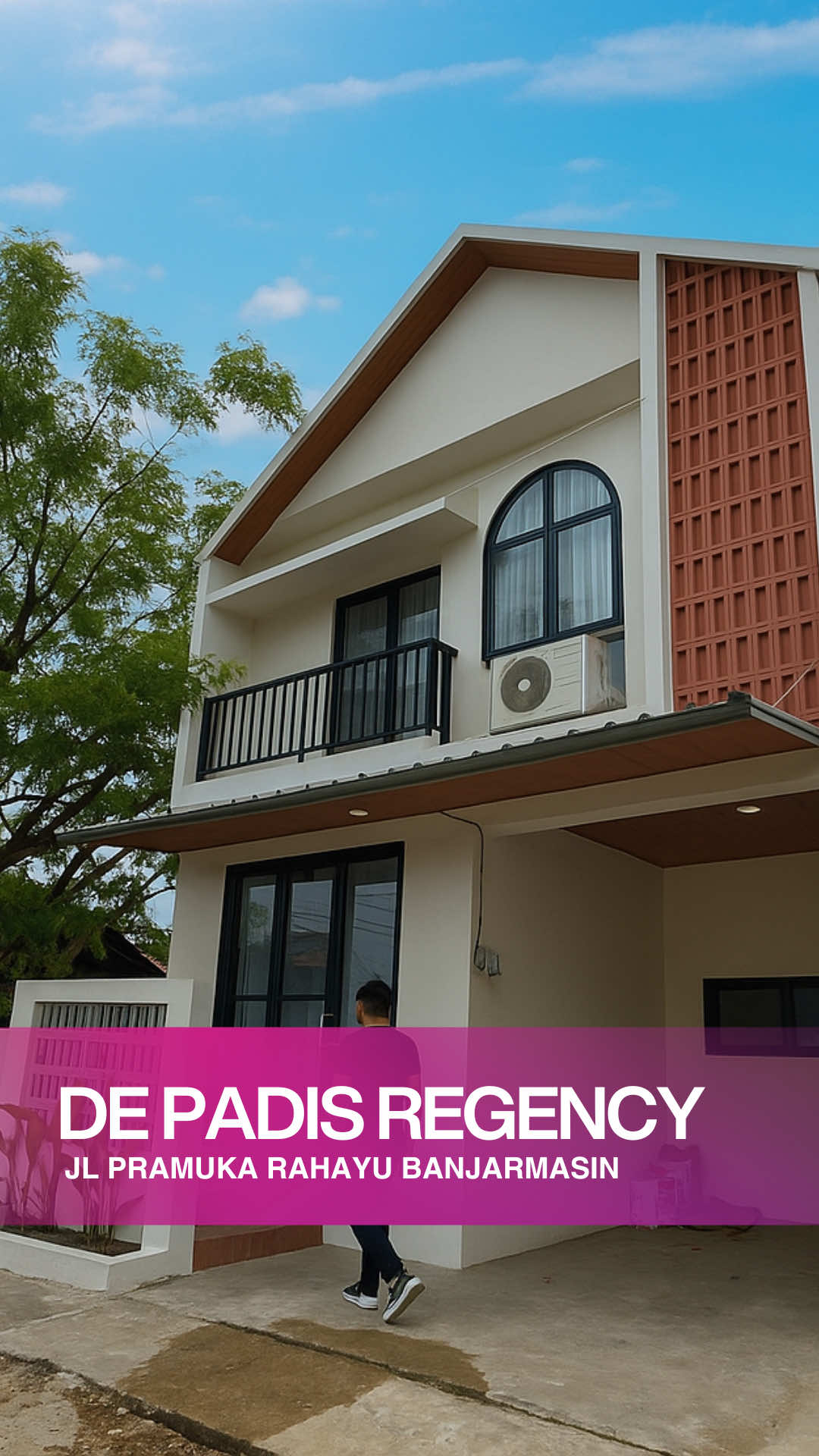 ✨ Wujudkan rumah impian modernmu di De Padis Regency – Tipe 90 ✨ Hunian nyaman, estetik, dan strategis di Banjarmasin yang dirancang khusus untuk keluarga masa kini. 🏡 Fasilitas & Lingkungan: 	•	Desain rumah bisa custom interior by request 	•	One gate system dengan keamanan 24 jam 	•	Ruang hijau asri & lingkungan tenang 	•	Akses jalan utama lebar & nyaman 📍 Lokasi Strategis: 	•	5 menit ke Supermarket 	•	3 menit dari Pondok, Sekolah & fasilitas umum lainnya 	•	Dekat pusat kota dengan akses mudah 💡 Hunian ideal dengan cafe area & suasana eksklusif, membuat setiap hari lebih istimewa. Unit terbatas, saatnya wujudkan rumah impianmu sekarang! 📩 Info lengkap & promo terbaru: cek IG @depadis.regency  #depadisregency #HunianModernBanjarmasin #RumahImpian #PerumahanBanjarmasin #Tipe90