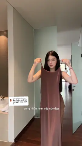 Trả lời @Sắp hói vì Y váy body này soangg