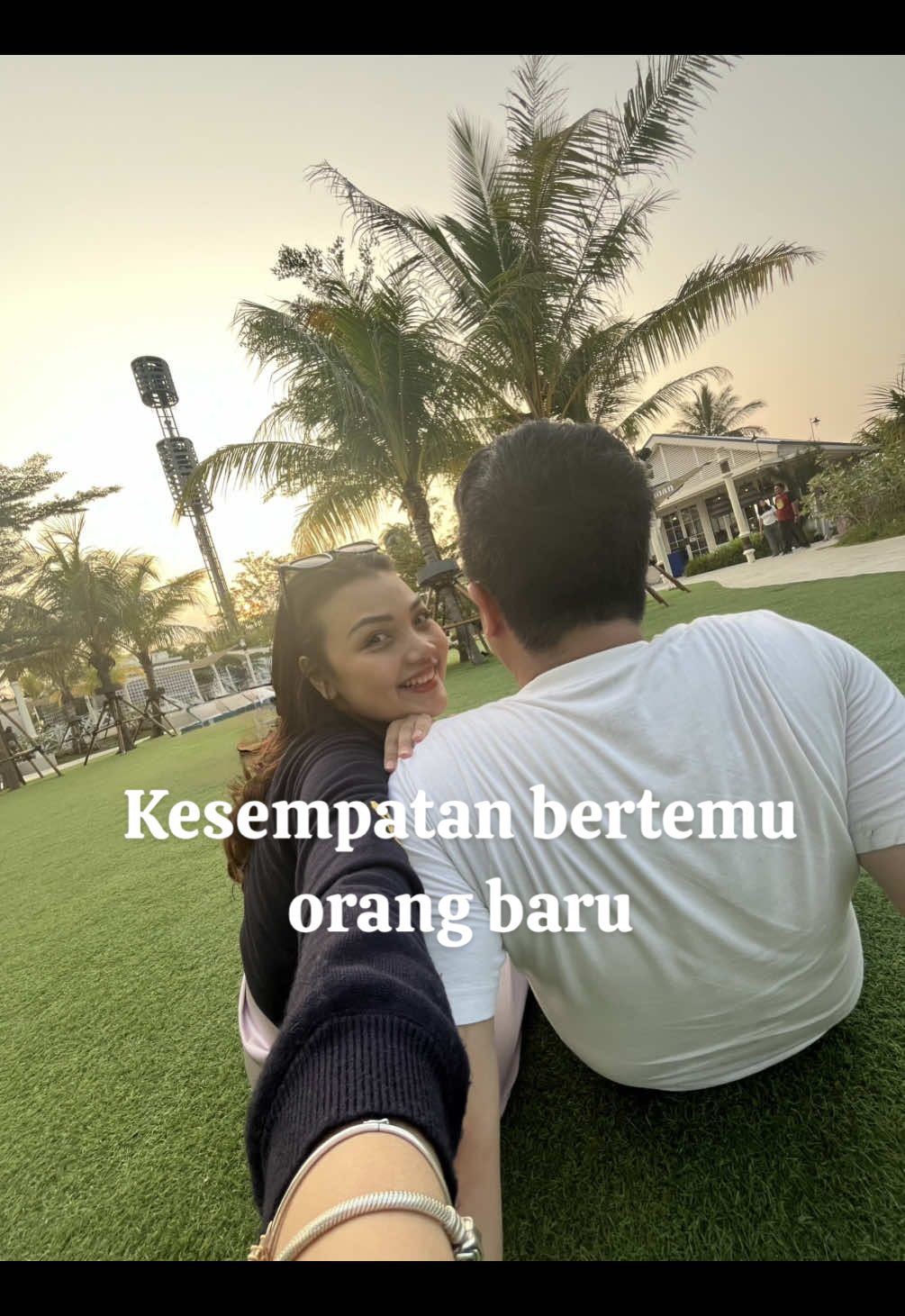 Seperti Taylor swift yang gak pernah menyerah akan cinta. Sekalipun pernah patah tapi marilah bertumbuh sampai kamu menemukan sosok terbaik untuk dirimu. Jangan lupa pulihan diri terlebih dahulu #moveon #healthyrelationship 