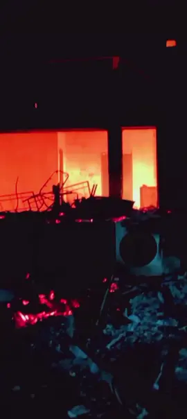 Bandung MenyaLa...  Rumah aset MPR dan rumah Sahroni di Bandung dibakar masa pendemo... 