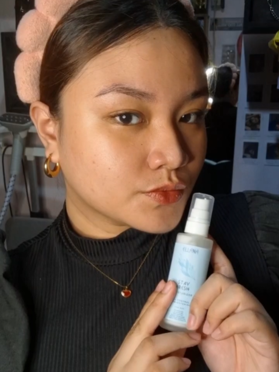 No more worries with sudden breakouts! 🤸🏻‍♀️🩵 @Ellana @Els Media   #EllanaCosmeticsxEDMS  #GlowGoals  #EllanaWishlist  #TeamElsMedia  #ElsBabies 