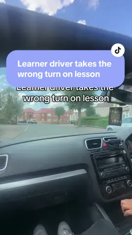 If you take the wrong turn in your test, as long as you exicute the turn safely, you’re okay! So don’t stress and carry on with your drive and you should pass! ✅ 😊 #drivingtest #coventry #smartlearnerdrivingschool 
