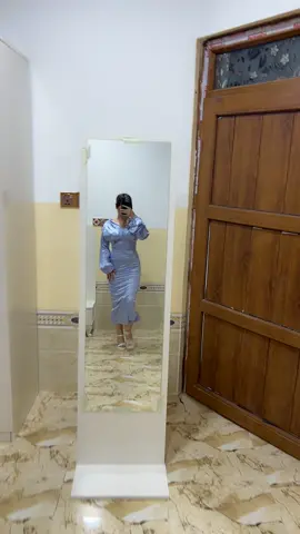 فستان قصير متوفر سعره 20#فساتين #فساتين_سهره #فساتين_فخمه #فستان_العيد #فساتين_مناسبات 