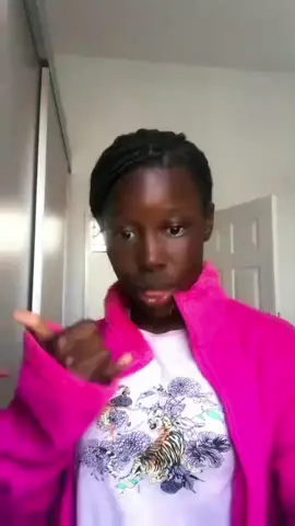 50 likes and l will do a grwm nowwww