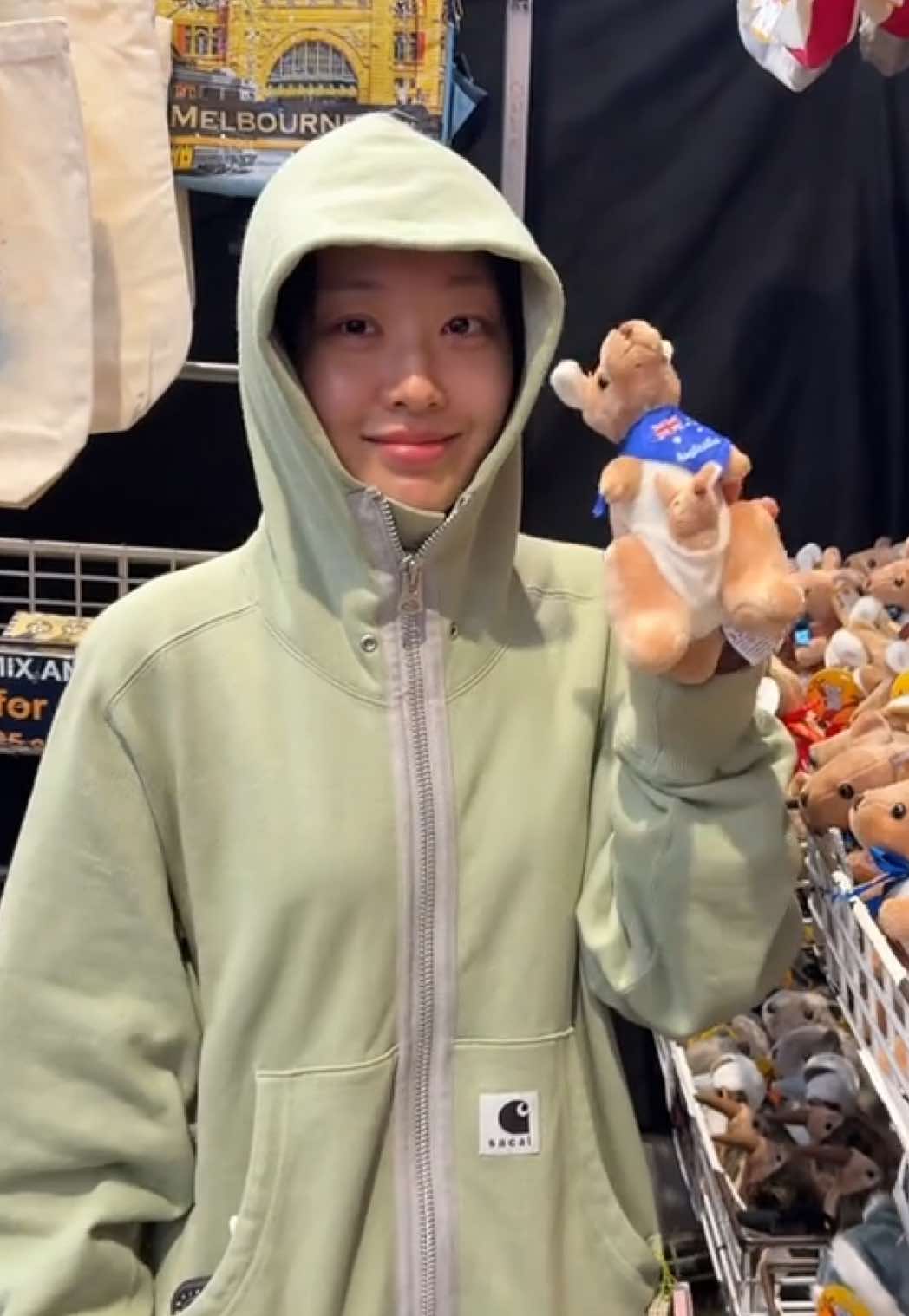Archyves in Taipei & Melbourne 🇹🇼🇦🇺 #Yves #YvesinAPAC #CCTOUR #COSMICCRISPYTOUR