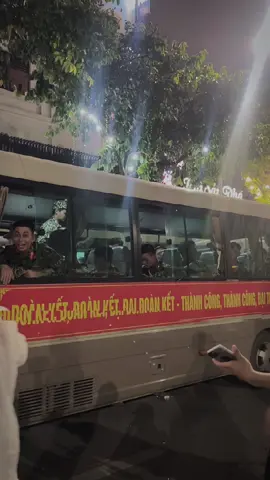 Anh cỡ này thì sao các em đỡ được 🤣  #a80 #dieubinh #daccongvietnam #viral #xuhuong 