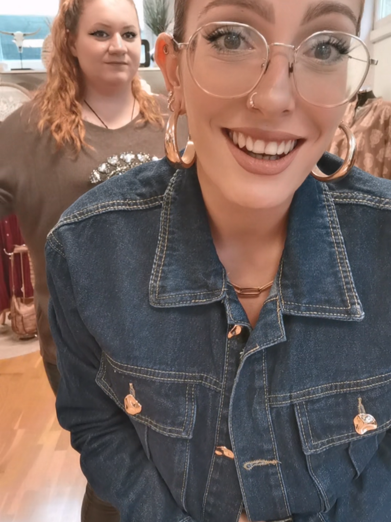Qui d'autre est comme ca? 🥹😂  Rendez-vous à 14h30 Live nouvelle collection automne 🍂✨ #dresscodegap #liveshopping #live #shopping #humour 