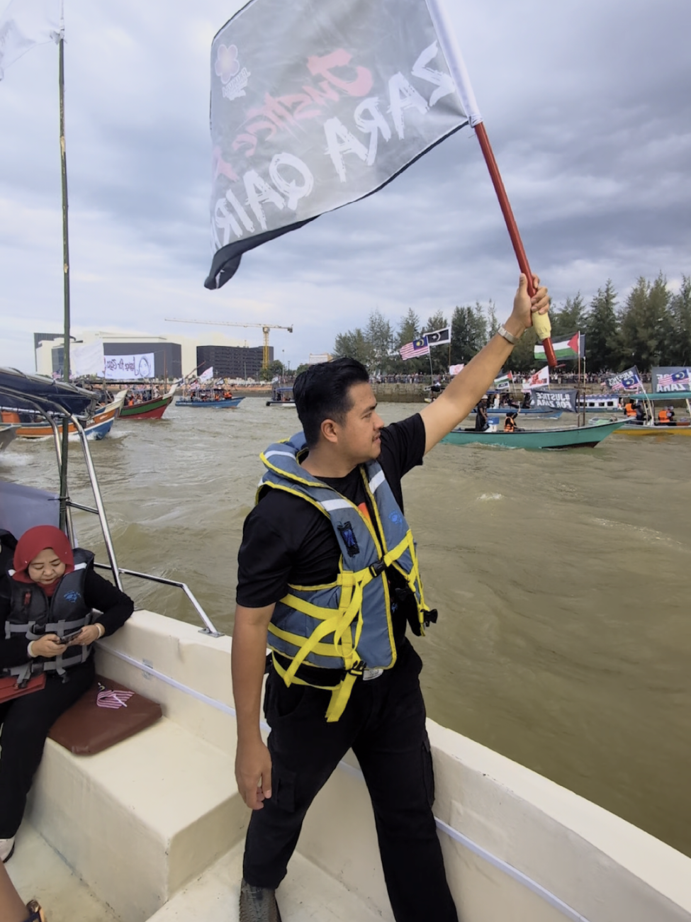 ayuh teruskan solidariti kita untuk adik Zara Qairina.. Rakyat Terengganu teguh bersama #ZaraQairina .. #justiceforzara @primulabeachhotel 