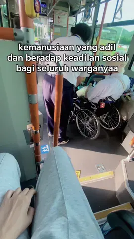 randue agama tapi sopan santun patut dicontoh banget🙂respect#kenshuseijapan🇮🇩🇯🇵🎌 