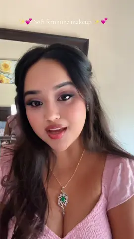 Soft glam look ✨💕 #foryoupage #makeup #fyp #softglammakeup #bollywoodsong 