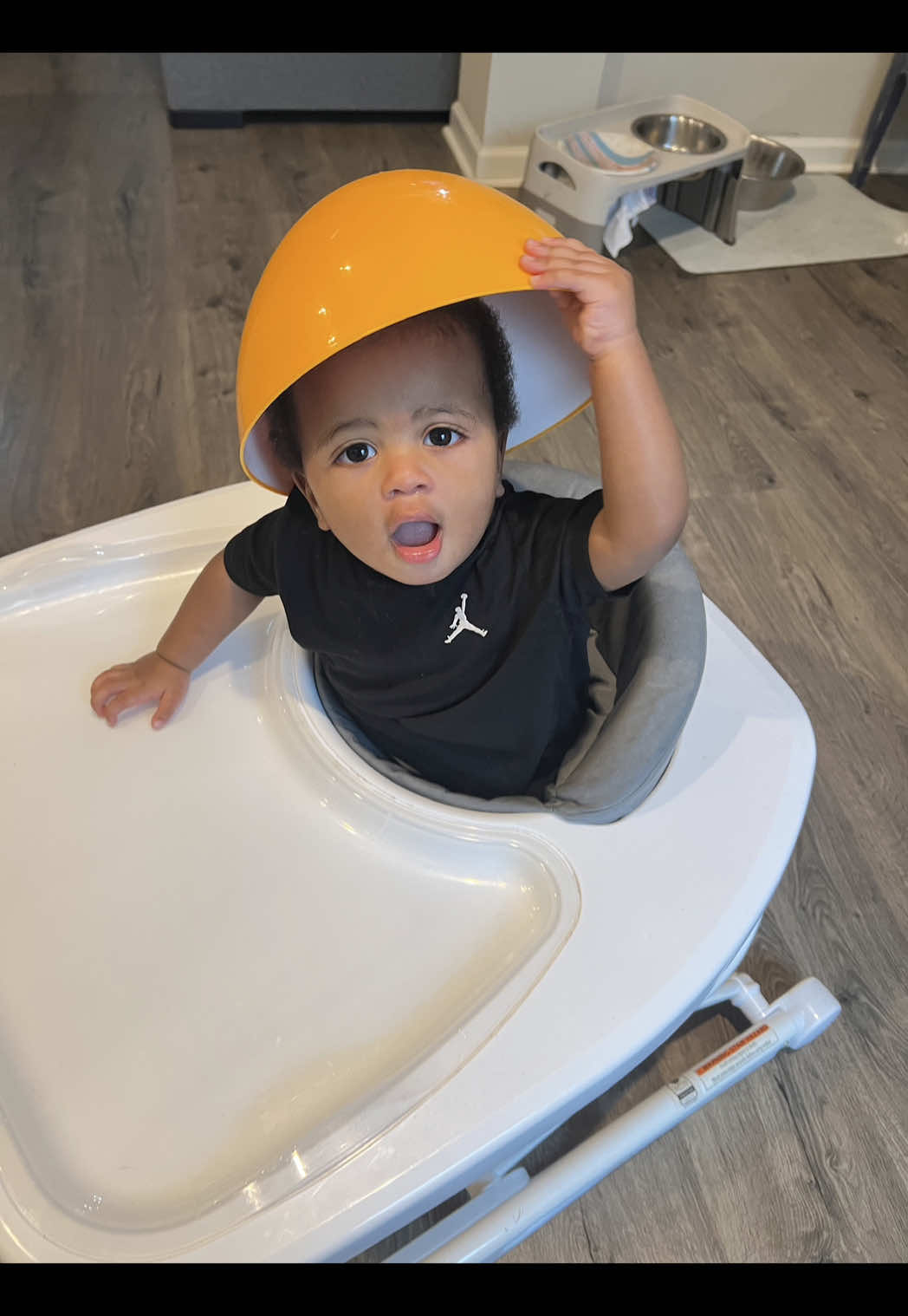 This little boy!!!!! 😏 #momof2 #momlife #boymom #motherhood 
