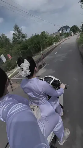 nho áo dài qó..#viral #truchuynh #xuhuongtiktok #aodai 