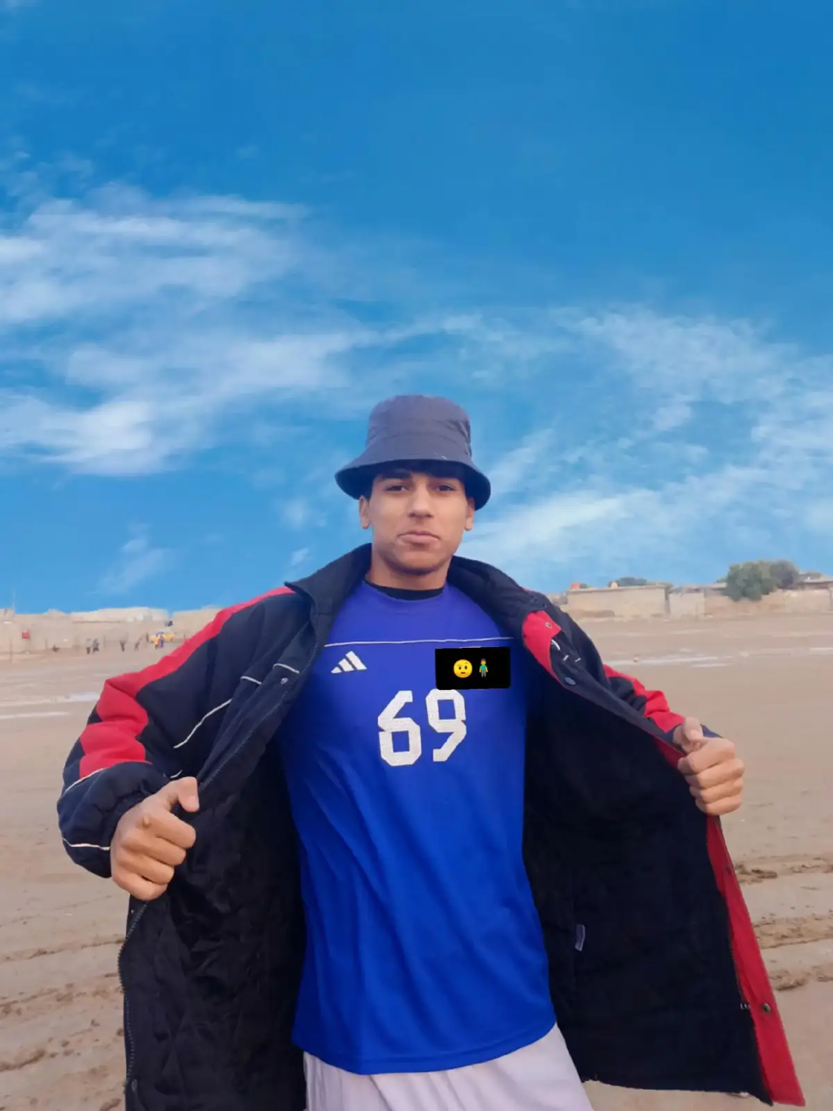@الكل👍💚#الشعب_الصيني_ماله_حل😂😂 #صعدو_الفيديو #كرة_القدم_عشق_لا_ينتهي👑💙 #السفانه💙⚓ 