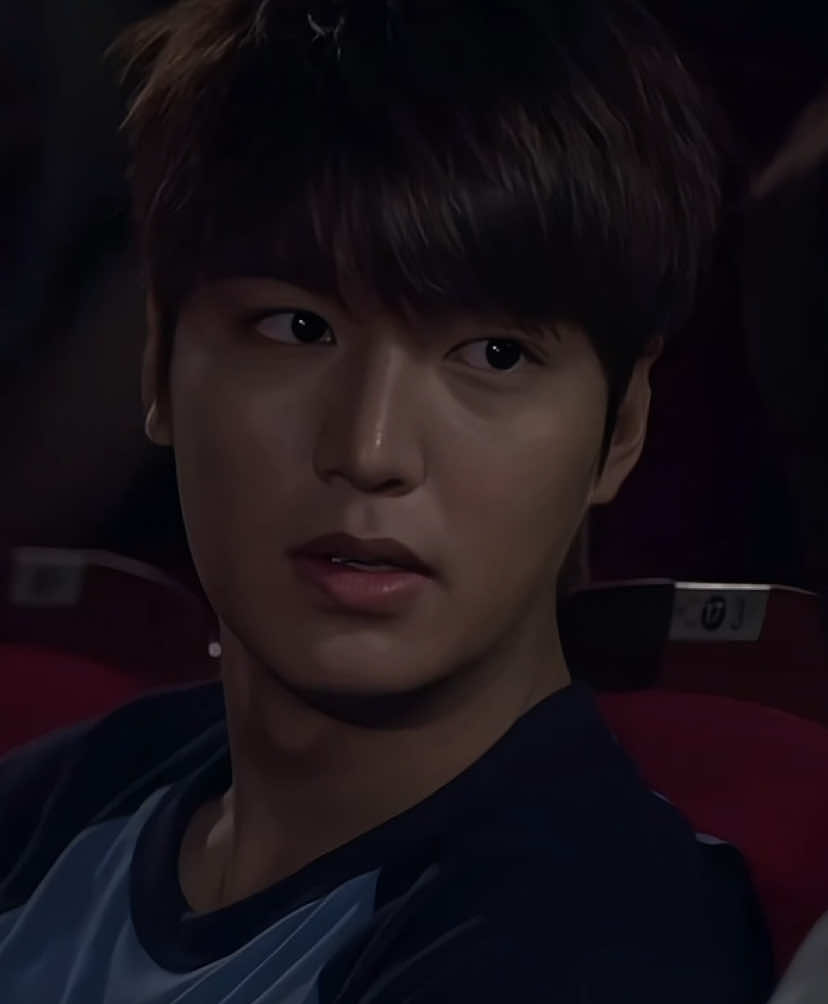 و يقولون لك الطرف الثالث يستاهلها كيم تان افضل اختيار😔🤍🤍 #leeminho #parkshinhye #theheirs #الورثة 