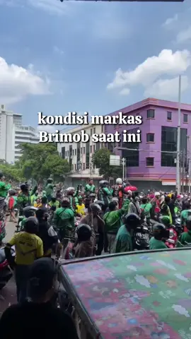 OJOL MENYERBU MARKAS BRIMOB DI JAKARTA ~DETIK DETIK SUPIR OJOL DILINDAS MOBIL BRIMOB SAAT DEMO DI DEPAN GEDUNG DPR ~Viral Video Klarifikasi Pihak Brimob Terkait Kejadian OJOL Dilindas Rantis Brimob ~brimob klarifikasi ojol ~TINDAKAN BRUTAL POLISI DALAM MENANGANI AKSI PENDEMO YANG MENGGILAS SEORANG OJOL ~ANGGOTA BRIMOB PELINDAS SOPIR OJOL SAAT DEMO #totalpolitikIETROTV #brimob #polisi #ojol #ojekonline