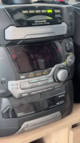 35 year old Panasonic SA-AK25 song kay see escape #audio #panasonic #sony #pioneer #dj 