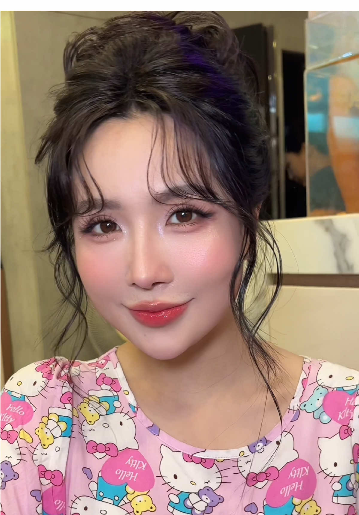 Cô gái hello kitty đangiu xinh đẹp ạaa @Viên Vibi #huehuemakeup #teamhiwon #makeupcodau #vienvibi #xuhuong 