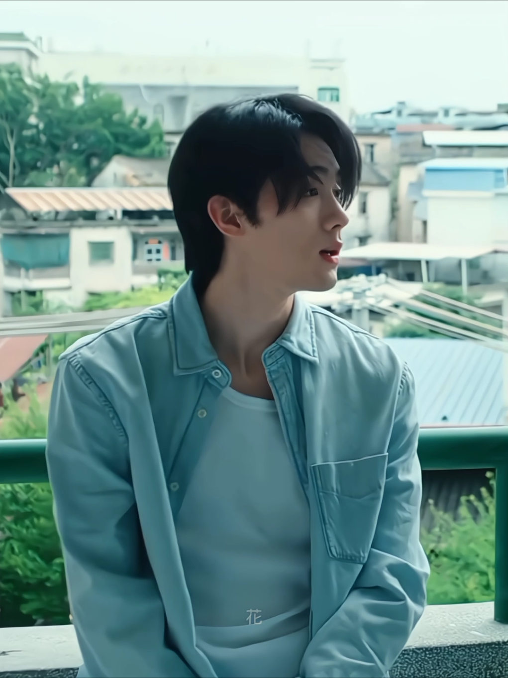 hidup udah susah, cobaan kehidupannya sulit pula. ngga expect bisa ada dititik lihat senyumnya tapi tetap berasa sakit😖 #周翊然 #zhouyiran #tangyixun  #twelveletters #cdrama 