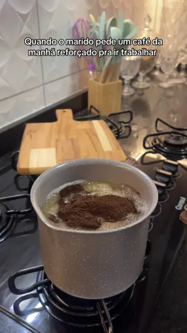 Quando o marido pede um café da manhã reforçado pra ir trabalhar 