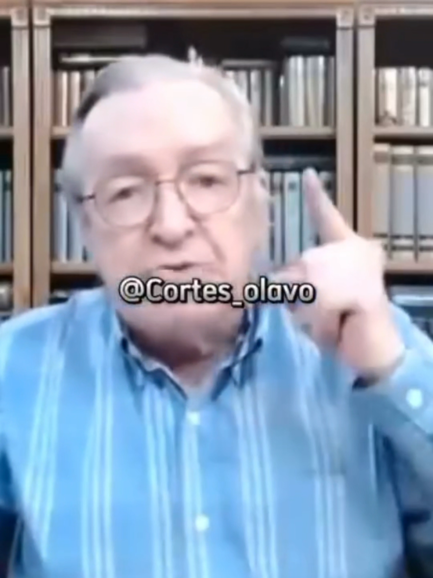 Sextou com o professor Olavo de Carvalho. O que o Bolsonaro fez contra os seus próprios inimigos? #olavotemrazao #olavodecarvalho #professorolavodecarvalho 