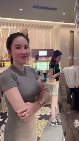 Em nge thì thầm bên tay là anh nói nhớ em có phải không kaka 🤣