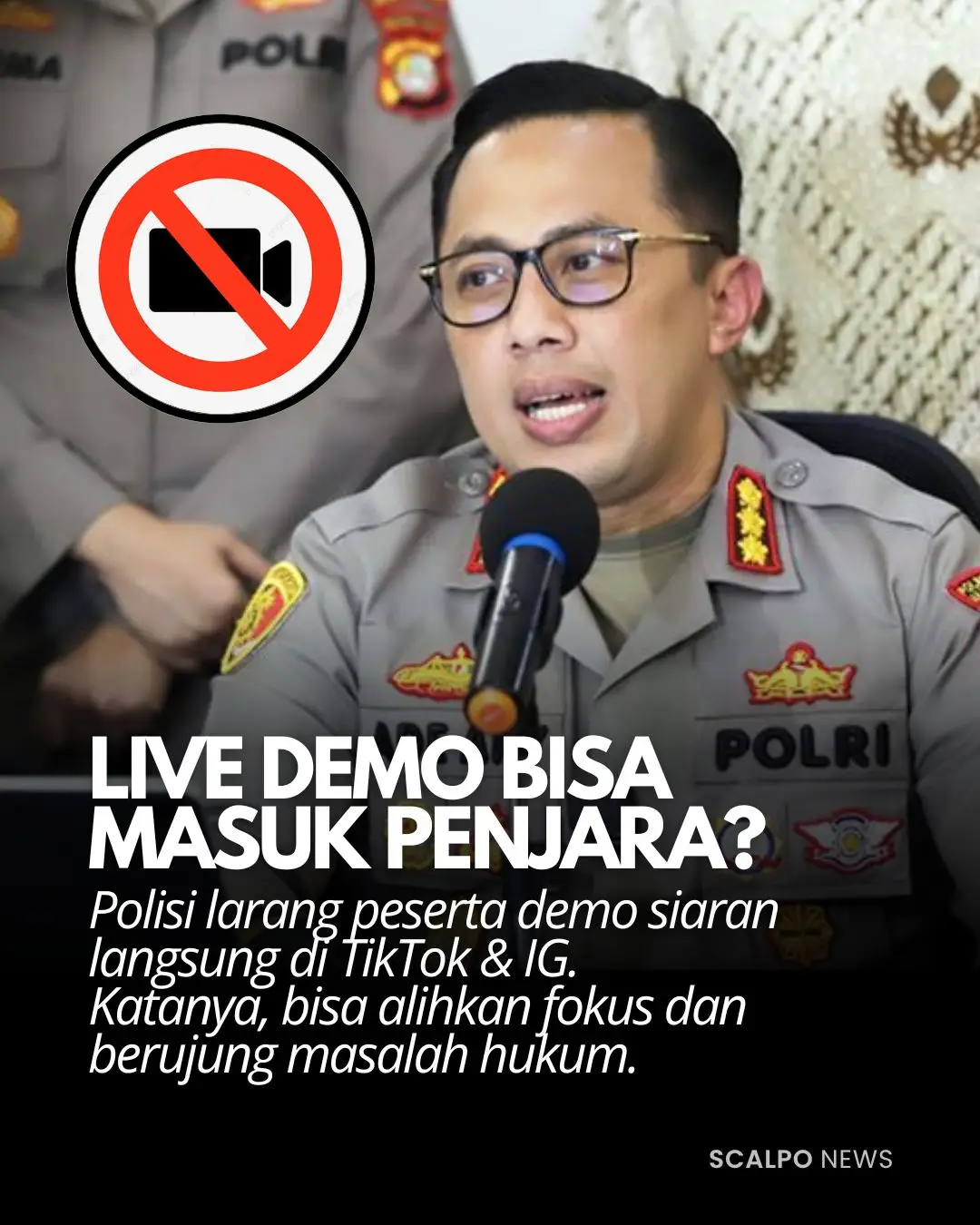 Aturan Baru Saat Demo. Polda Metro Jaya meminta peserta aksi buruh di depan DPR/MPR, Kamis (28/8), tidak melakukan live di media sosial. Kabid Humas Polda Metro Jaya, Kombes Pol Ade Ary Syam, menilai live TikTok sering dipakai cari gift/hadiah, sehingga tujuan utama demo bisa tergeser. - Polisi juga menegaskan akan memantau aktivitas medsos saat demo. Masyarakat diingatkan bijak agar tidak berhadapan dengan konsekuensi hukum. [Kumparan] - #LiveDemo #DemoDPR #Polisi #TikTokLive #ViralIndonesia 