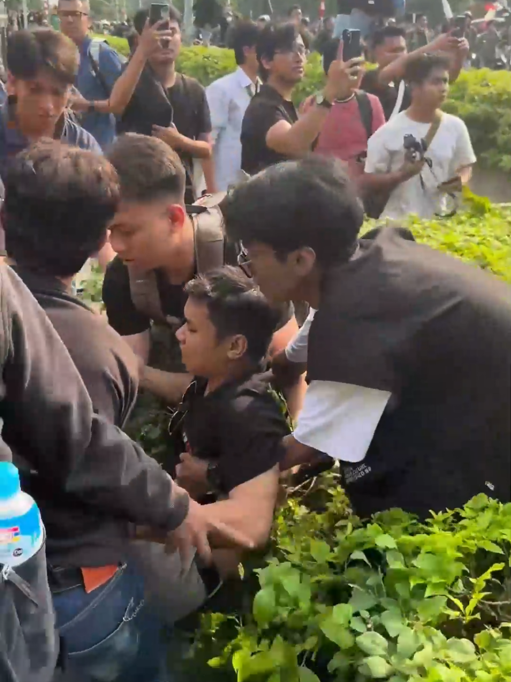 Dan terjadi lagi... #idnreport #idntimes #idnnews #demo #acab 