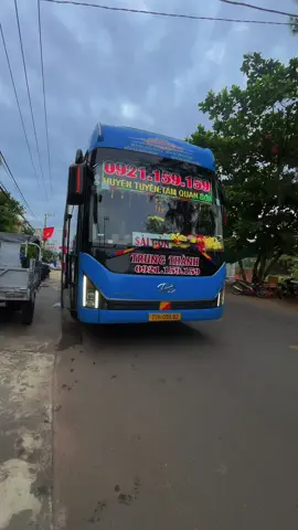 Quán Bar di động mang tên Trung Thành ❤️🚎 @Quốc Ẩn @Le Sang #xuhuongtiktok #xekhachvietnam #xekhachvlog #nhaxetrungthanh #fypシ゚ 
