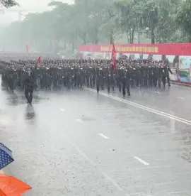 Các chiến sỹ A80 hợp luyện diễu binh giữa trời mưa lớn như chút nước cũng không làm nản lòng tinh thần thép trung Dũng kiên cường bất khuất #A80 #dieubinh #duyetbinh #quockhanh2thang9 #xuhuongtiktok 