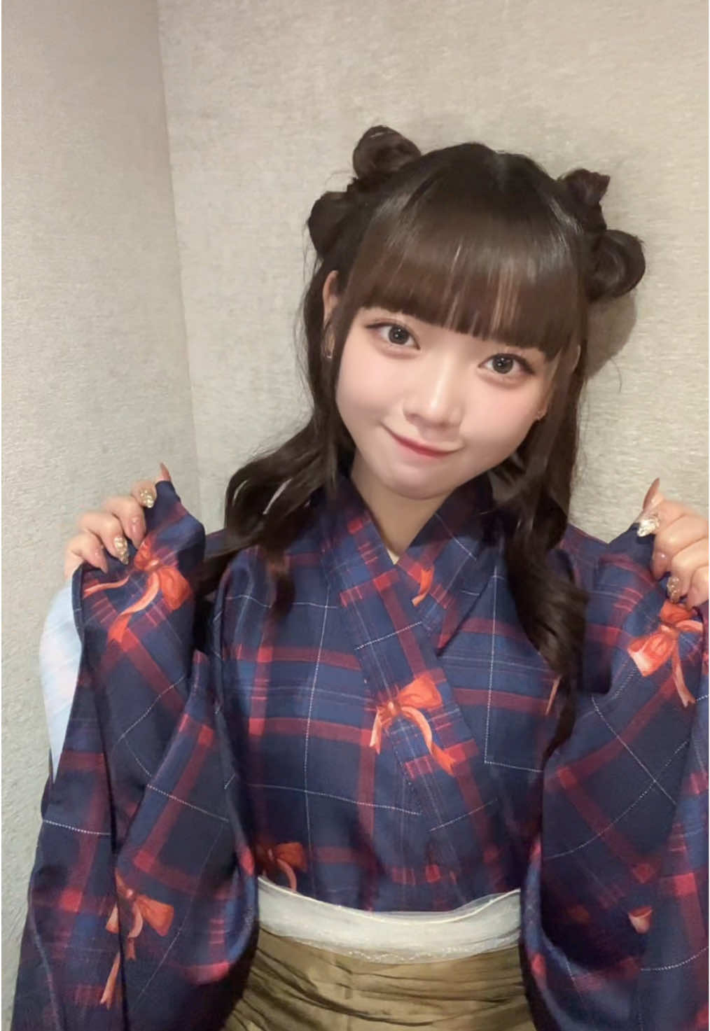 ハチヘアアレンジ頑張ったのに髪長すぎてなんか違くなった笑(⸝⸝o̴̶̷᷄ ·̭ o̴̶̷̥᷅⸝⸝)
