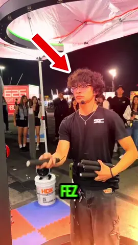 Ele zerou o desafio sem esforço! #curiosidades #foryou #viral 